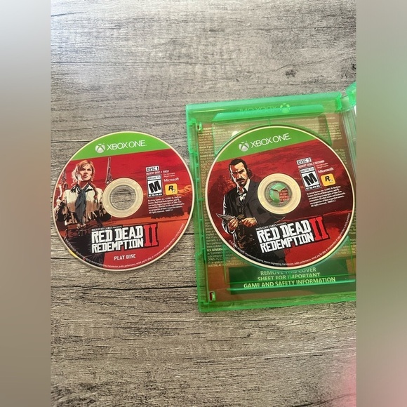 Xbox One Red Redemption II - Like New - Picture 5 of 9